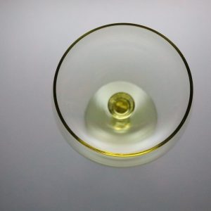 Stilrent Dryckesglas – Förfinad Njutning av Din Favoritdryck