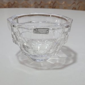 HELEN TAPPER. VAS i glas, Johansfors, signerad - 25cm