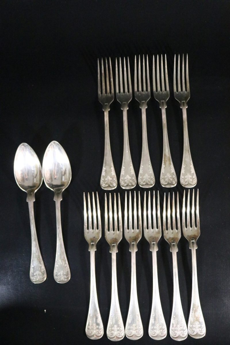 Elegant Bestickset i Nysilver – 11 Gafflar och 2 Skedar, 21 cm