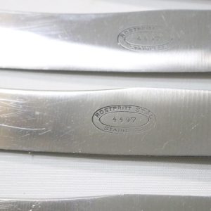 Elegant bestickset – 6 knivar och 5 gafflar i rostfritt stål
