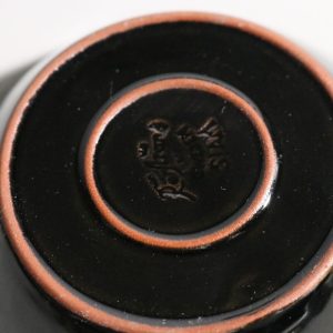 Elegant Rörstrand-skål i stilren svart design