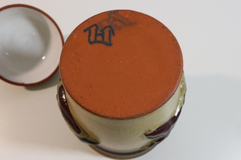 Lockburk, oidentifierad, troligen orientalisk