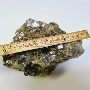Fascinerande glimmer- och kvartssten – en naturlig skatt!