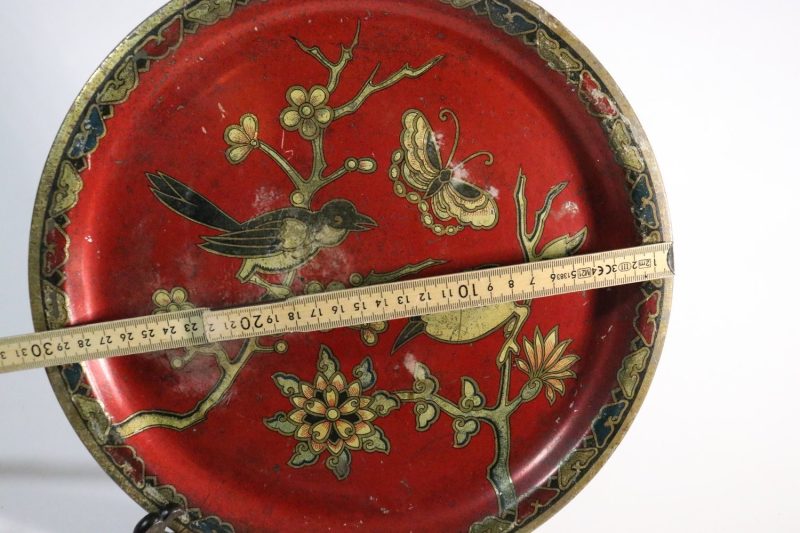 Vackert Dekorativt Fat med Fåglar och Fjärilar – 30 cm i Diameter