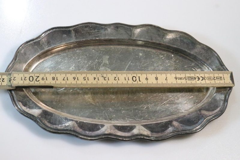 Vacker äldre nysilverbricka, Prima Nysilver, 22,5cm