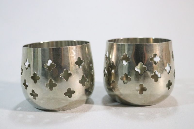 2st ljuslyktor i metall, Made in India