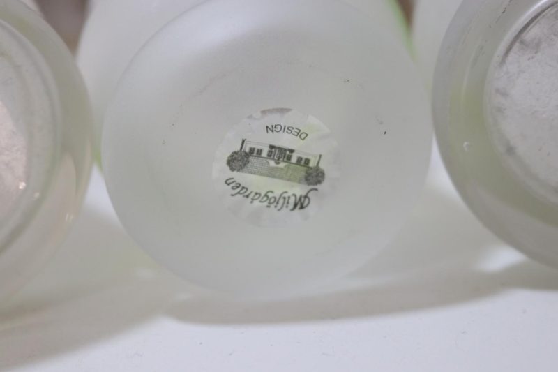 3st ljuslyktor i glas med lövdekor