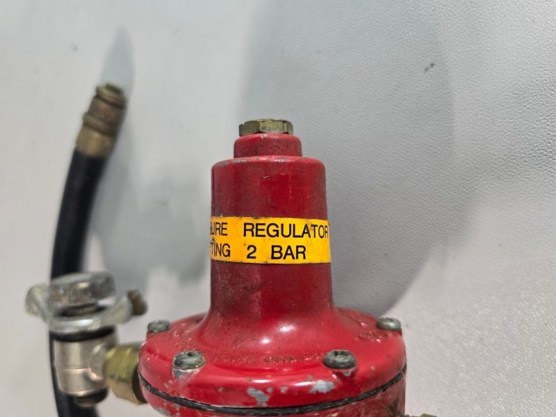 Gasolregulator 2 bar - säljs i befintligt skick