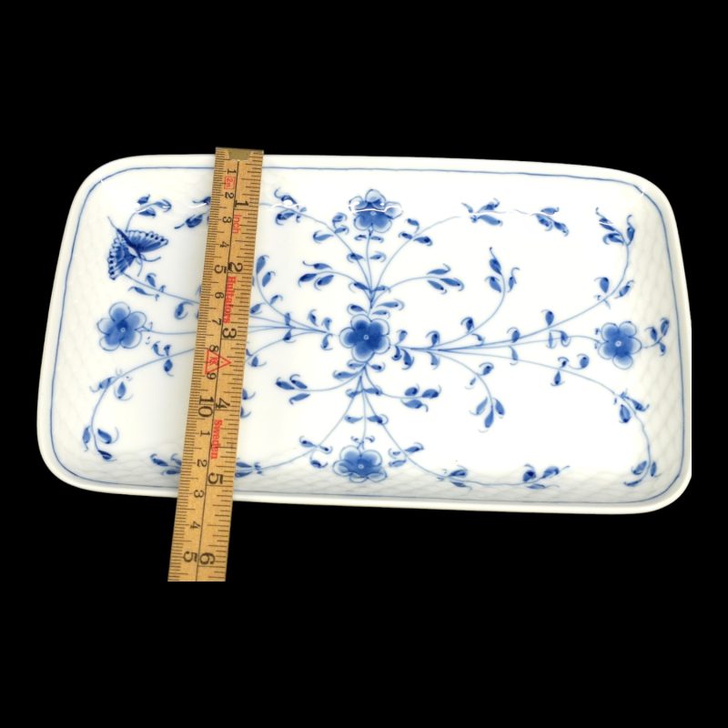 Elegant serveringsfat från Bing & Grøndahl, "Blå Måsen" (21,5 cm)
