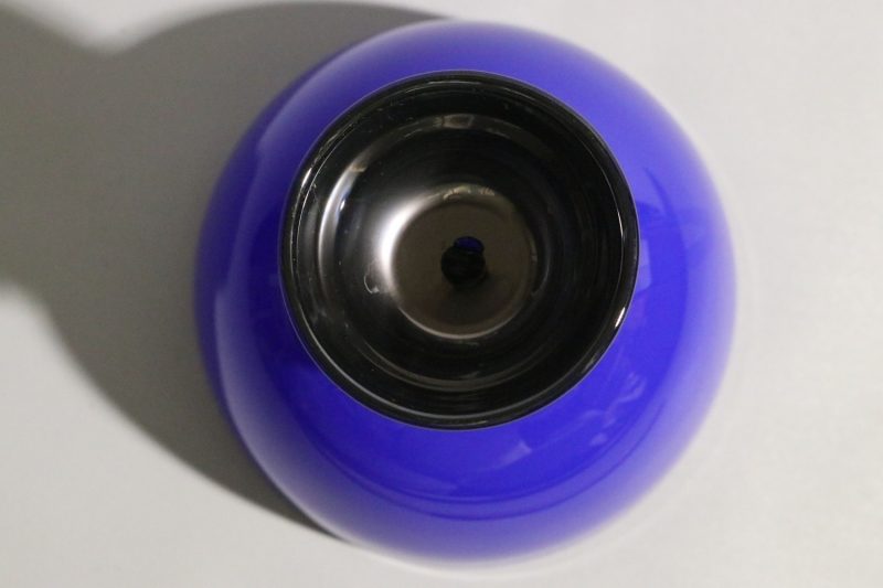 Stilfull blå glasskål – 12,5 cm hög och 14 cm i diameter