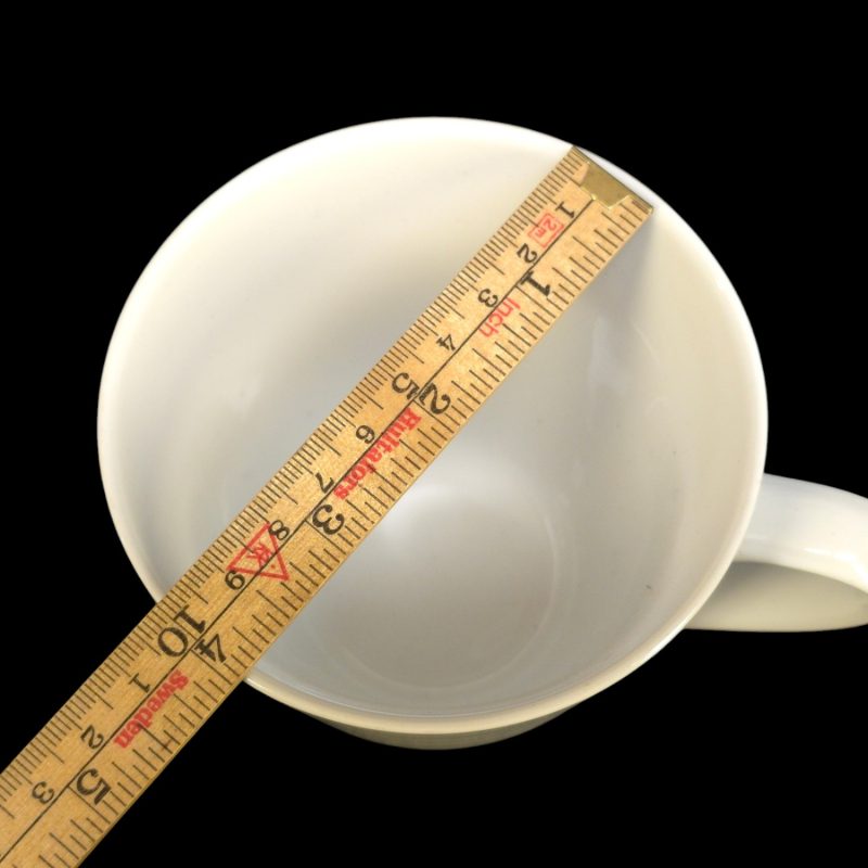 Rörstrand-mugg – stilren nordisk design i större format